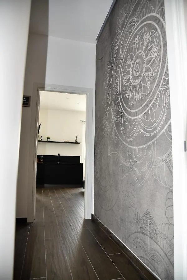 Gl Rooms And Apartments Bari 0*,
