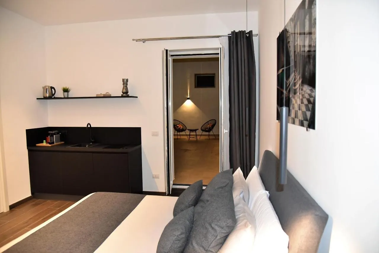 Gl Rooms And Apartments Bari 0*,  Italie
